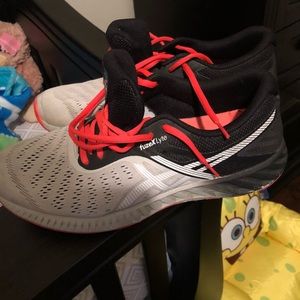 ASICS men’s training shoes